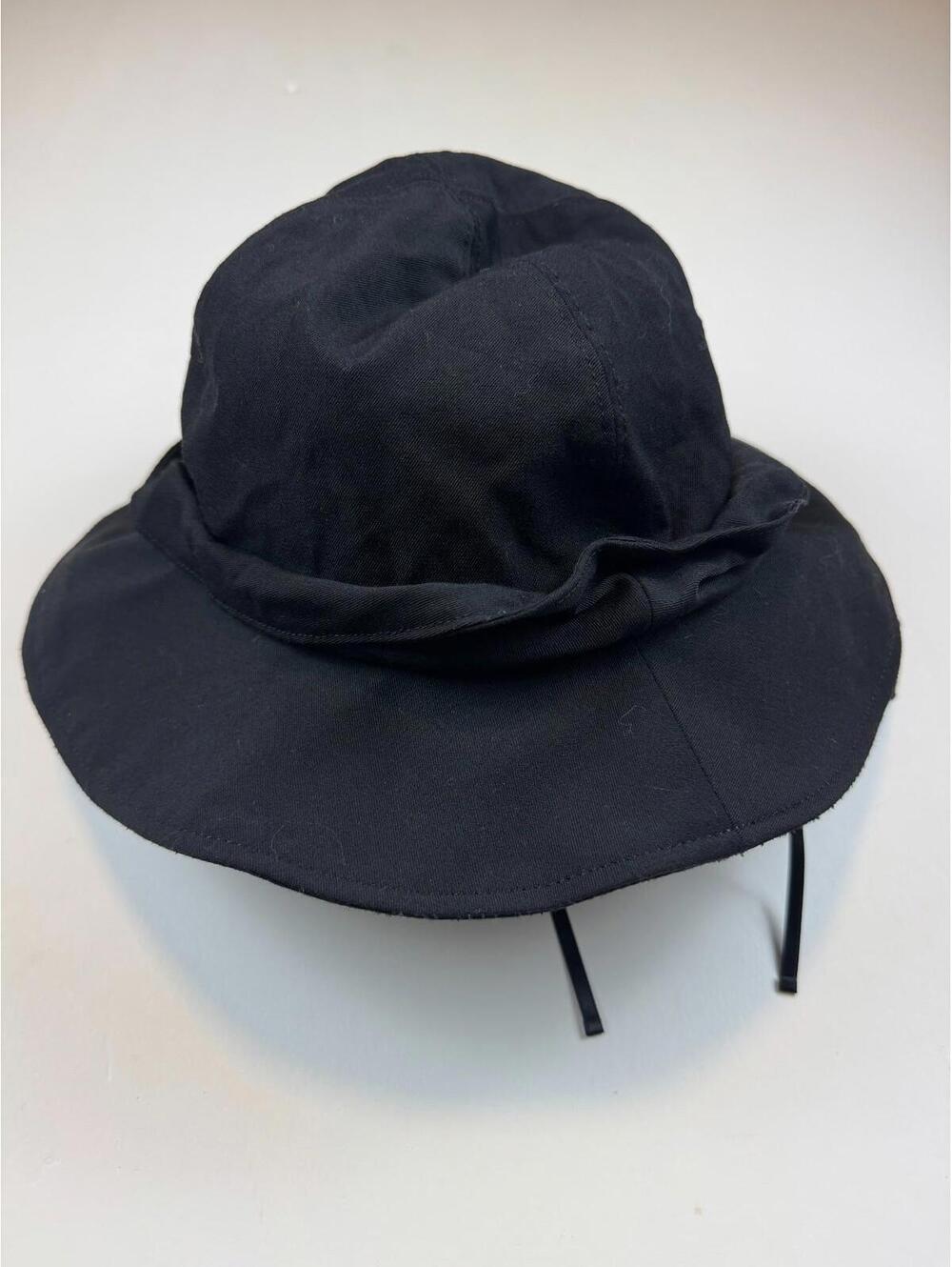 Y's Topsy Hat